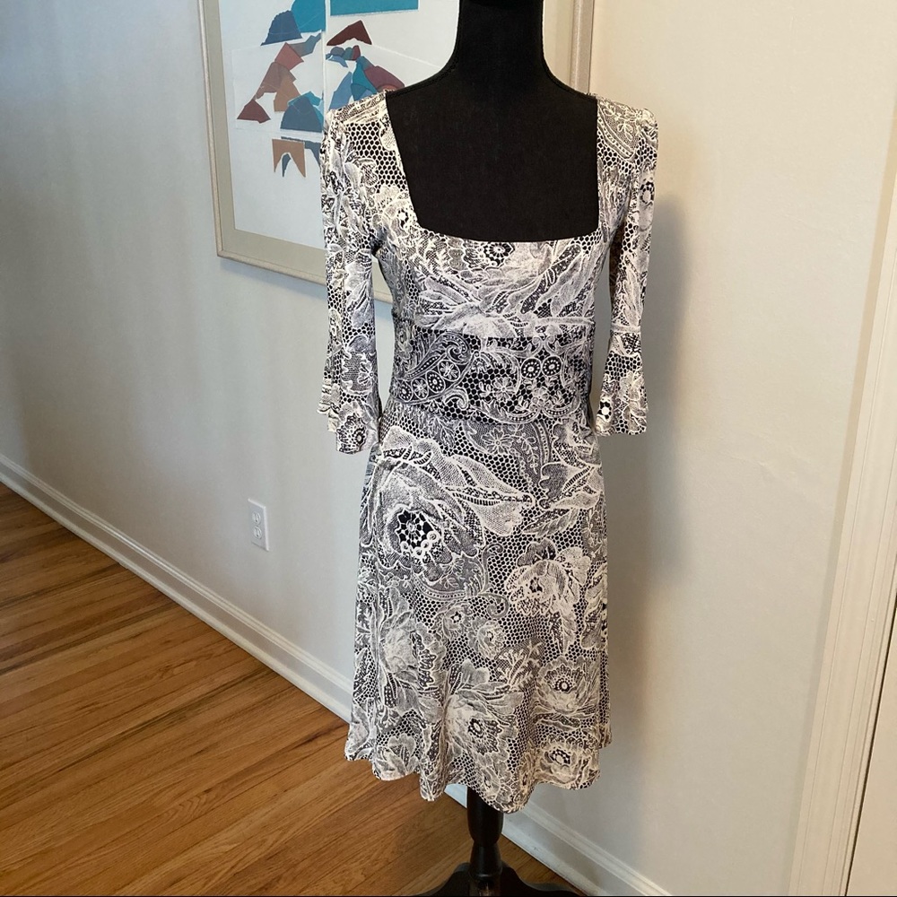 Diane von Furstenberg Slip On Dress  Size 6 100% Silk
